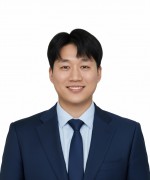 Dongwon Lee